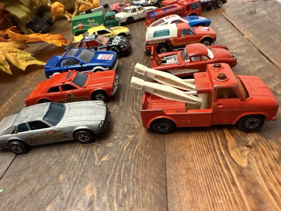 Vintage Hot Wheels Die Cast Car Lot & matchbox Car Toys Orginal Case 19 Cars 60s - Image 2 of 4