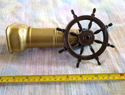 Vintage Old Spice Ship s Wheel Decanter 6 Fl.Oz. After Shave Lotion Gold Bottle