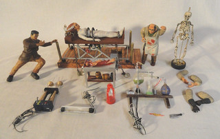 MUST SEE! PRO BUILT AURORA FRANKENSTEIN & MONSTER MODEL LOT WITH LIGHT UP PARTS!