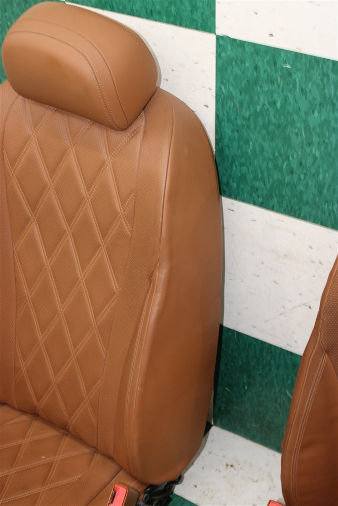 *NOTES* 15' Flying Spur Sedan Leather Power Heat Cool Buckets Backseat Seats Set