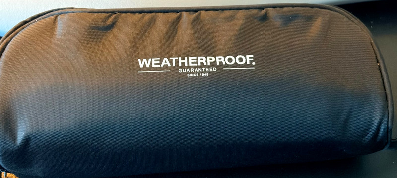 NEW - Compact BLACK  "WEATHERPROOF" Umbrella in Zip Nylon Case & Carrying Loop
