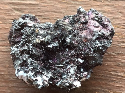 Mangano Vesuvianite on Hausmanite, Wessles Mine Sth Africa - Picture 2 of 8