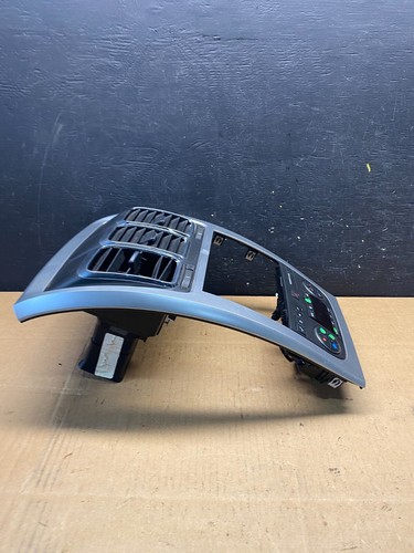 2007 - 2012 GMC Acadia A/C Heater Climate Control Radio Panel Bezel OEM N2839 DG - Picture 5 of 8