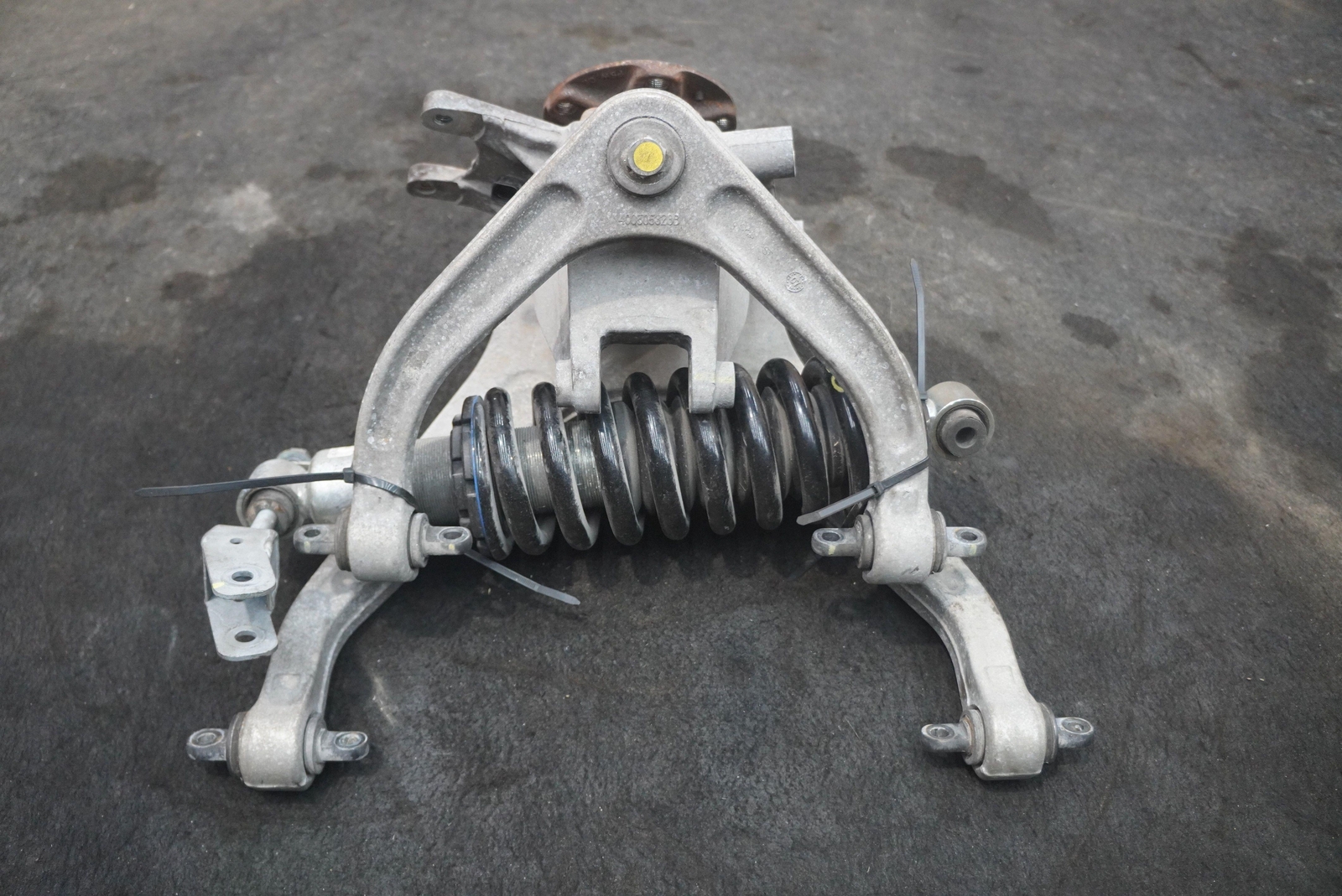 Rear Left Knee Spindle Knuckle Control Arm Shock Strut Lamborghini Gallardo 2008