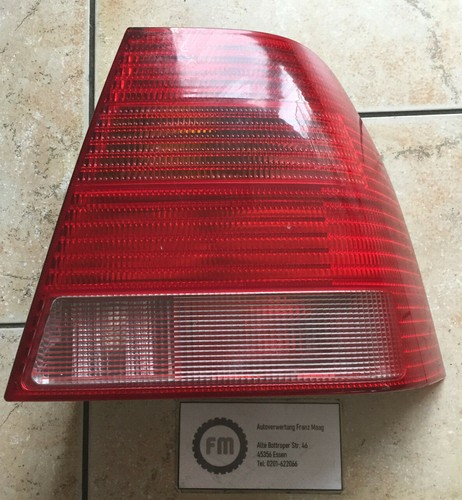 VW Bora orig. HELLA Rücklicht rechts 1J5945096AA + Lampenträger 1J5945257