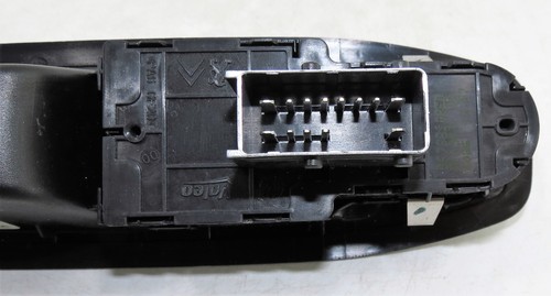 96758208ZD Interruptor elevador ventana eléctrico lado derecho conductor genuino Peugeot 208 MK1 - Imagen 8 de 9