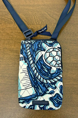 VERA BRADLEY PHONE ID CARD HOLDER CROSSBODY ''SHORE ENOUGH'' NWOT