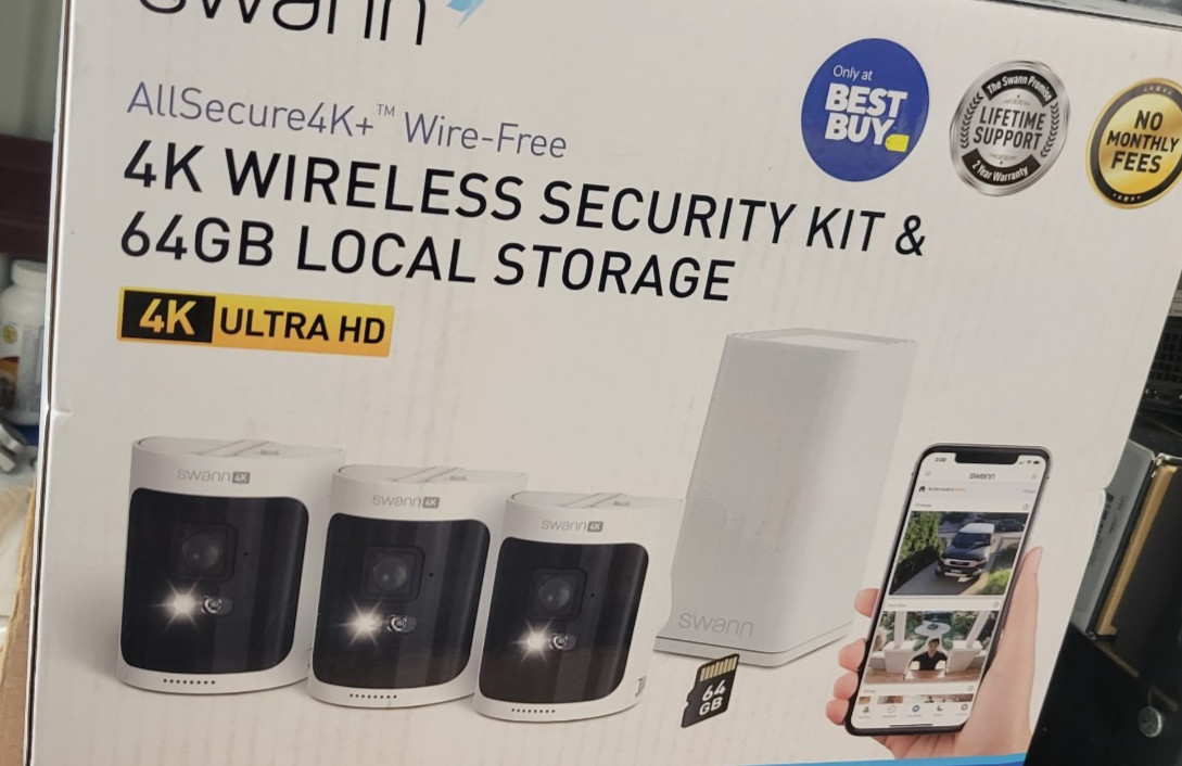 W/ 3 Wire-free Cameras New!