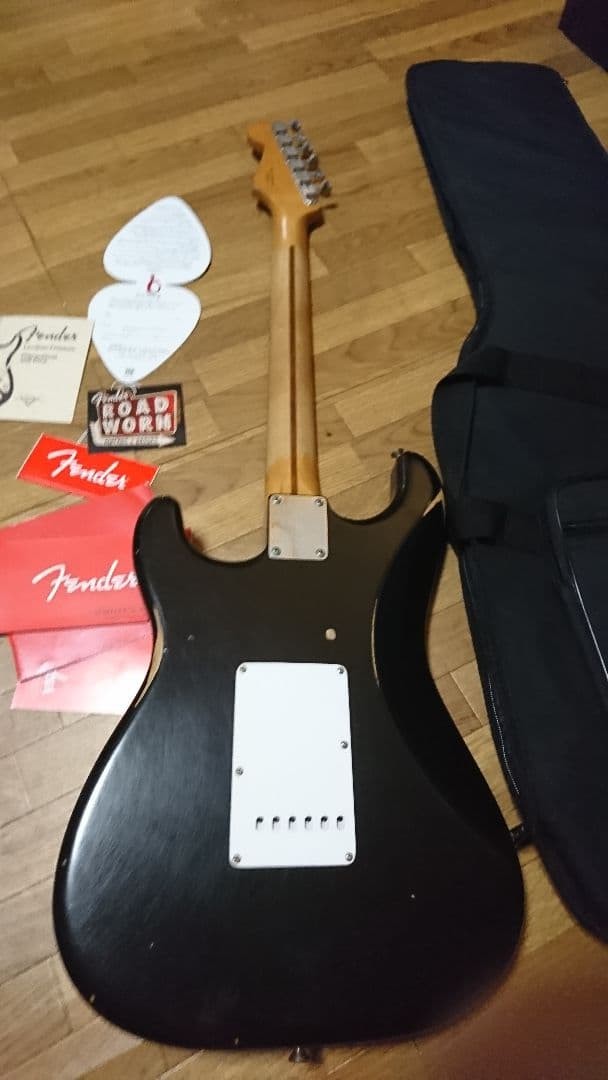 Electric Guitar Fender 50s Road Worn Stratocaster Black Made in