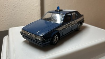 Bburago Alfa Romeo 75 Polizia 1/24 Metallmodell Seltener Auto Selten Rar Vintage