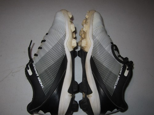 Crampons de baseball noir et blanc Under Armour Spotlight verrouillés taille 5 ans - Photo 8/11