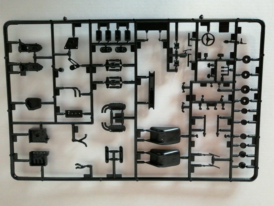 HELLER 1/24 ALPINE 1600 S RALLY MONTE CARLO REF.L761 KIT MONTAGGIO OBSOLETO - Immagine 4 di 4