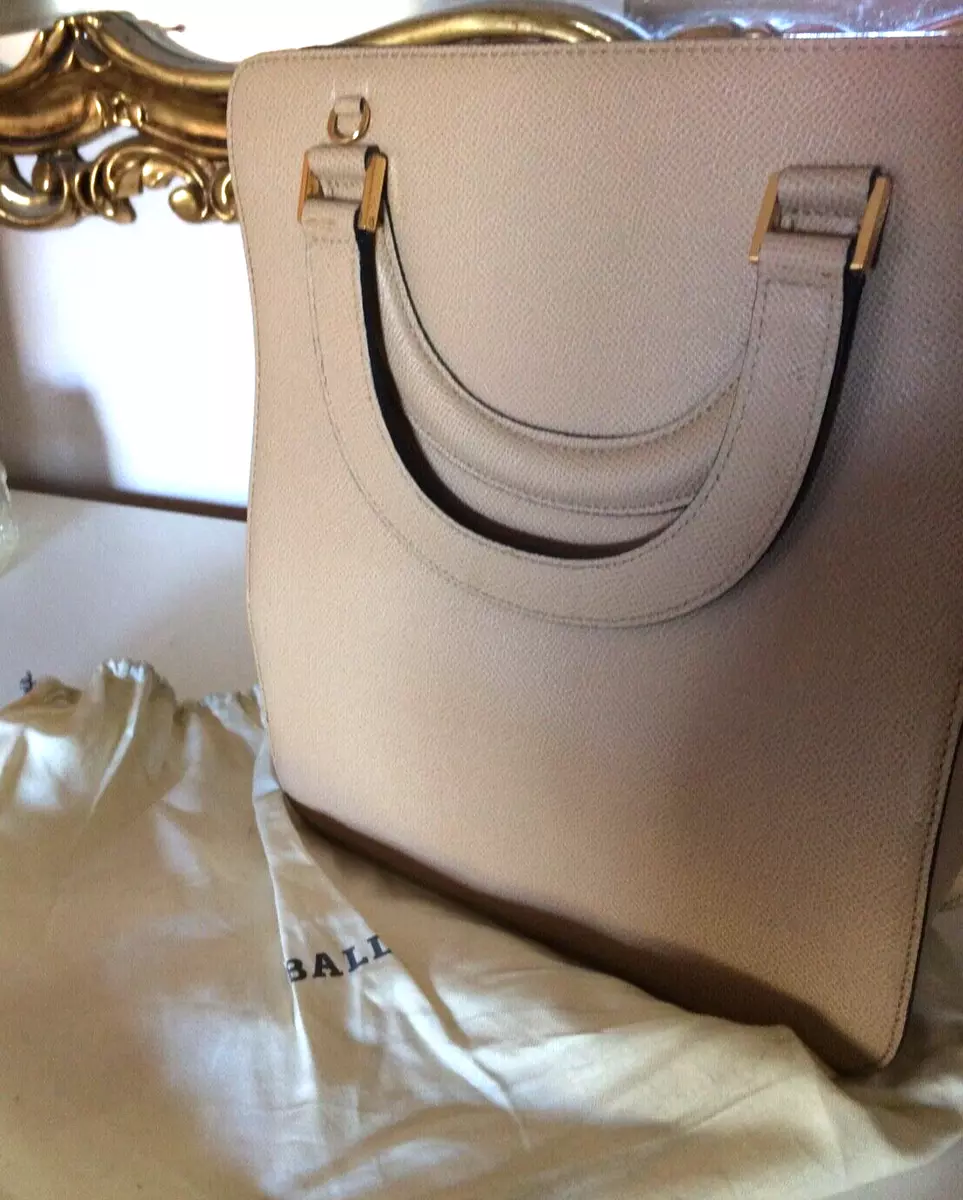 Bally bag shop strap