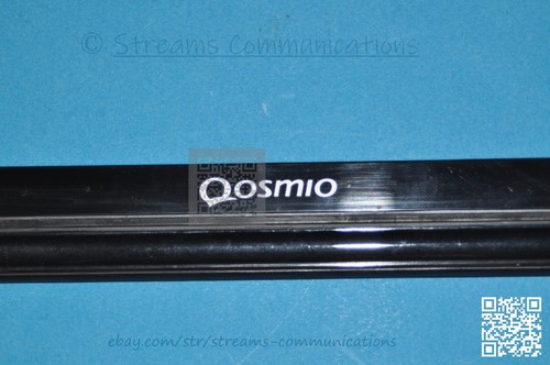 TOSHIBA Qosmio X875 Series 17.3" Laptop LCD Frame / Front Bezel Cover V000280370 - Picture 5 of 6