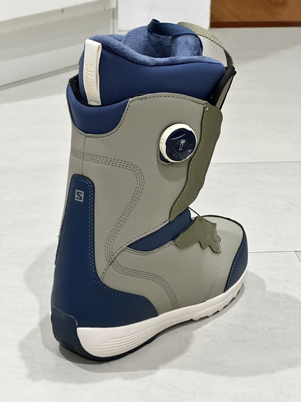 Stivali da snowboard Salomon Ivy Boa SJ nuovissimi in scatola