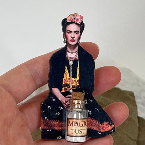 OOAK Handmade FRIDA KAHLO FAIRY ART BROOCH Artisan Artist Photo Print Jewelry - Picture 2 of 8
