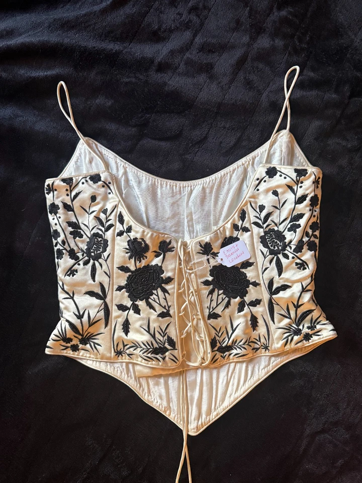 Vintage Eavis And Brown Silk Beaded Corset 1900s Size M Cream and Black - Image 2 of 4