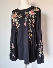 Johnny Was Size L Embroidered Acacia Seamed Relaxed Long Sleeve Tee Black Knit