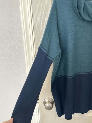 Smartwool Edgewood Poncho Oversized Sweater Tunic Cowl Pullover Green Blue Small - Picture 4 of 6