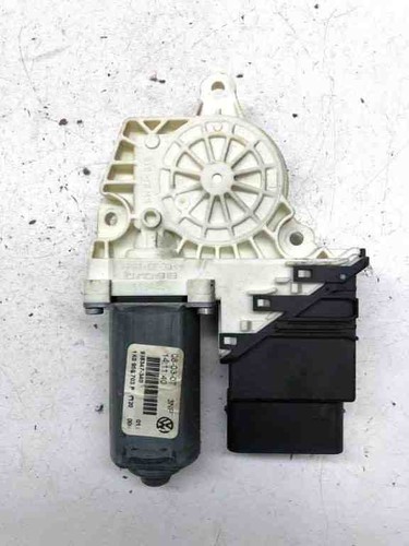 VW GOLF VII Variant BA5, BV5 Fensterhebermotor hinten links 1K0959703P 30586625