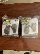 Lot of 2 Mechanix Wear Large black FastFit glove