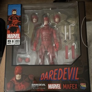 Mafex Daredevil | eBay