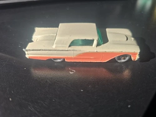 1960 Lesney Matchbox No.75 'FORD THUNDERBIRD Blue base Gray Wheels