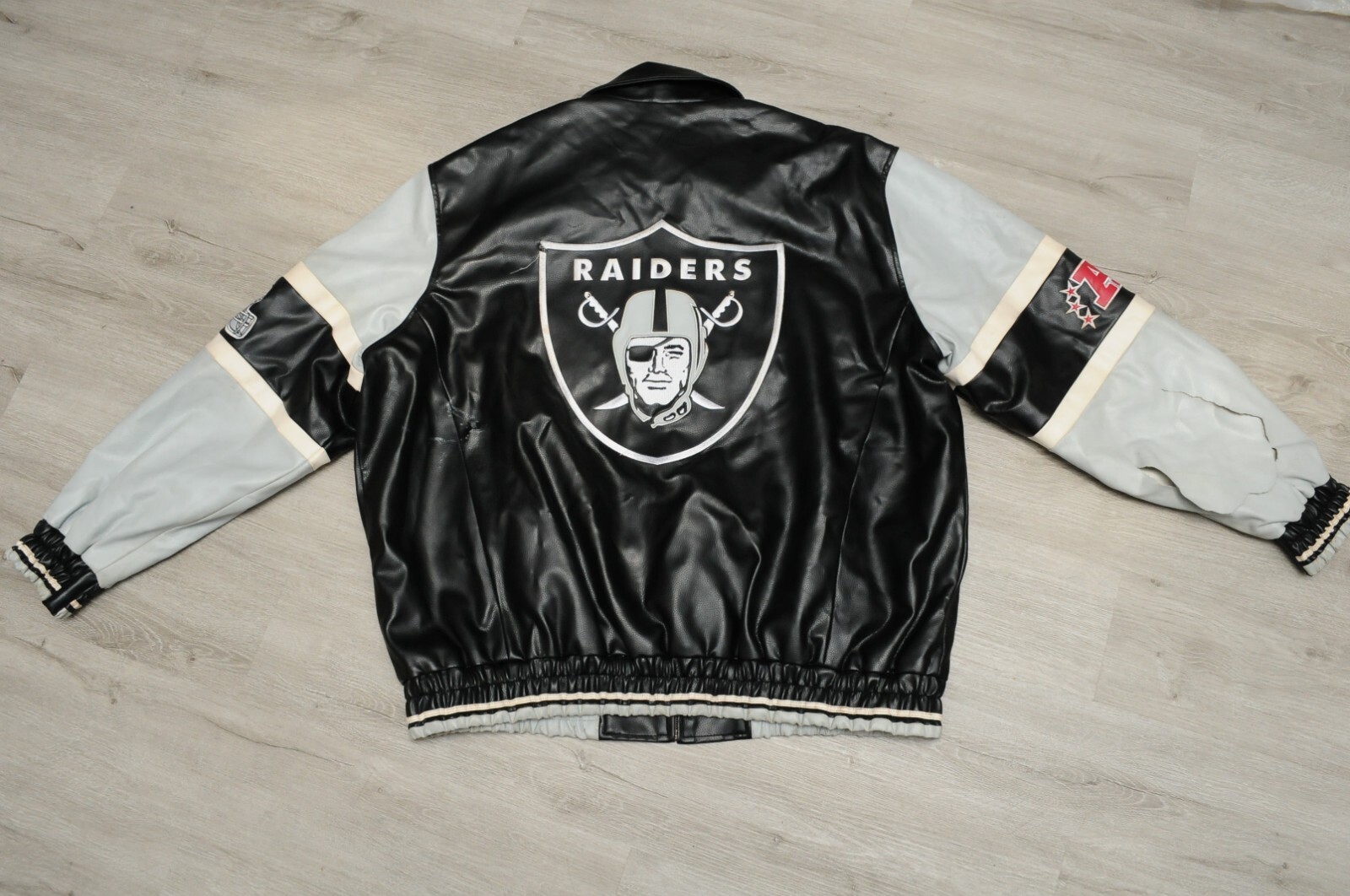 Picture 1 of 13
