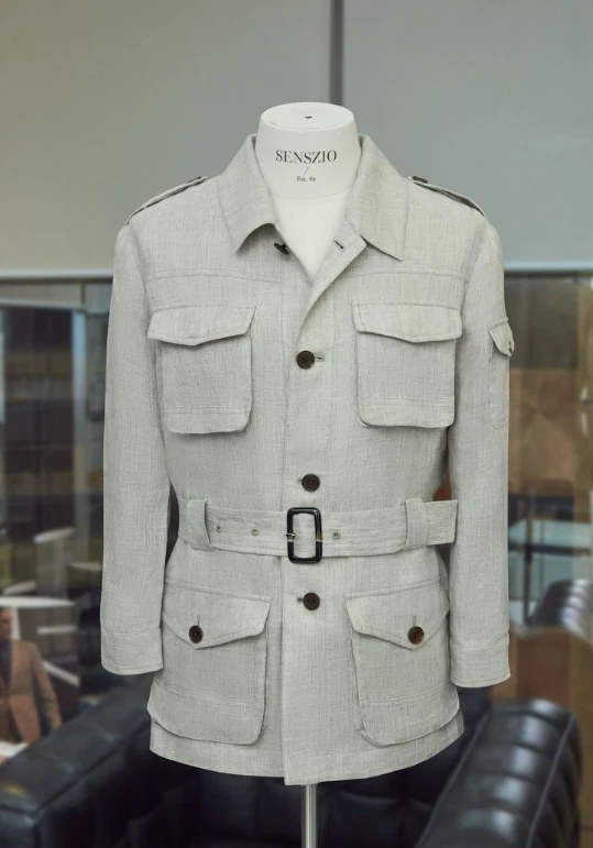 Chaquetas de safari de lino beige para hombre con cinturón abrigo de caza al aire libre pantalón boda novio Foto 3 de 4