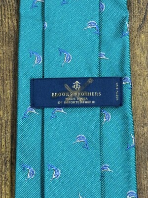 Brooks Brothers Green Tie With Swordfish Design 100% Silk