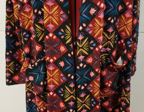 NWOT LulaRoe Sarah Duster Cardigan Long Sleeve Black Floral Size Medium - Picture 3 of 6