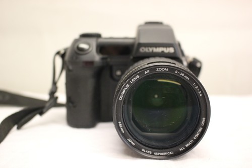 OLYMPUS CAMEDIA E-10 4MP DIGITAL SLR CAMERA 9-35mm AF ZOOM LENS FAULTY FOR PARTS - Picture 2 of 13