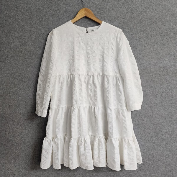 Zara Womens Dress Size Medium White Long Sleeve Bridal Shower Christening 
