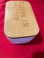 Sweese White Large Butter Dish Ceramic Porcelain Keeper w/ Beech Wooden Lid