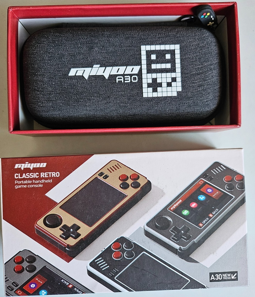 Miyoo A30 Retro Handheld Game Console Red & Gold 32Gb