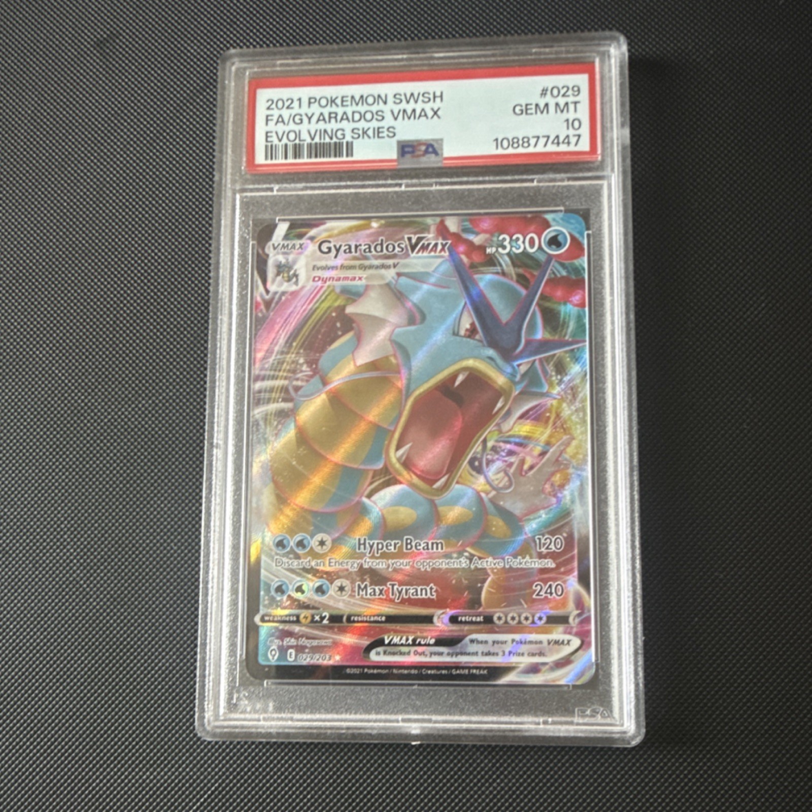 Pokémon Gyarados VMAX 029/203 Evolving Skies Ultra Rare Full Art PSA 10 Holo