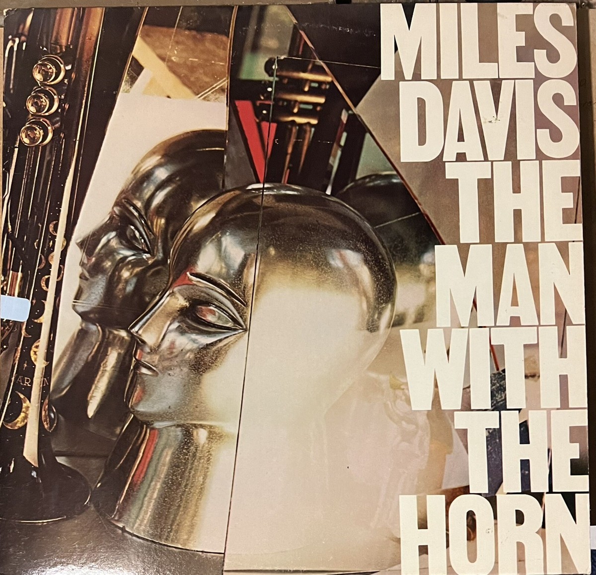 洋書 The sound of MILES DAVIS-THE DISCOGRAPHY 洋書 The sound of MILES DAVIS-THE DISCOGRAPHY Miles Davis