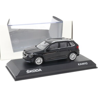 Skoda Kamiq 1:43 Modellauto Black Magic 658099300 F9R Miniatur Modell Schwarz