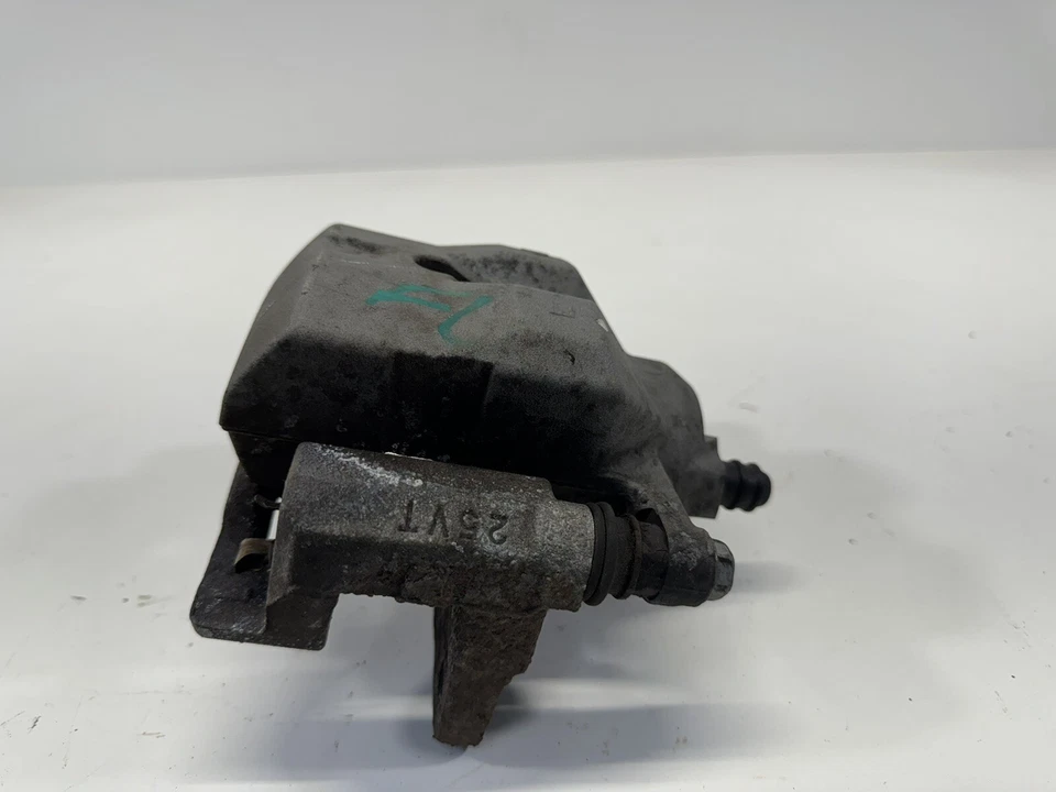 2016-2022 TOYOTA PRIUS FRONT LEFT SIDE DISC BRAKE CALIPER OEM 47750-47060 - Image 4 of 4