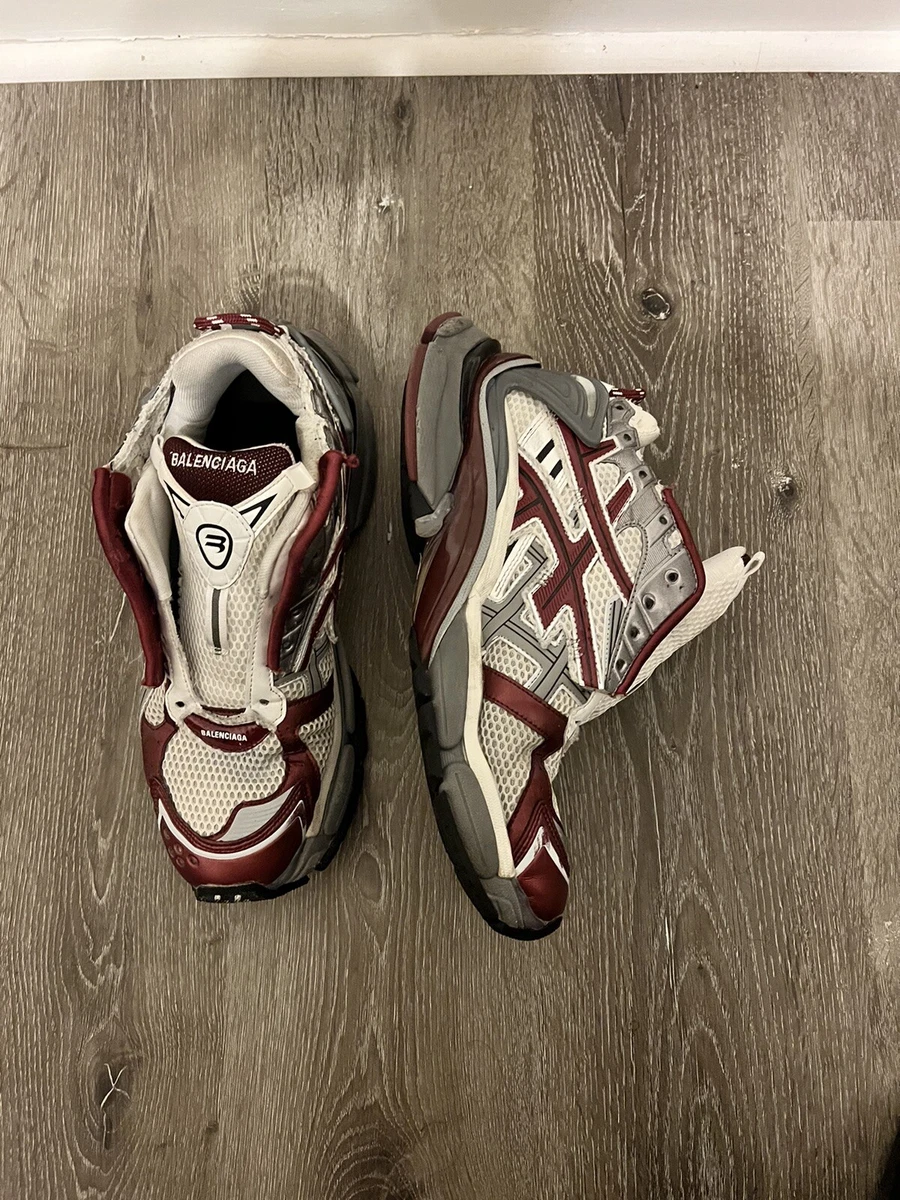 balenciaga runner 44