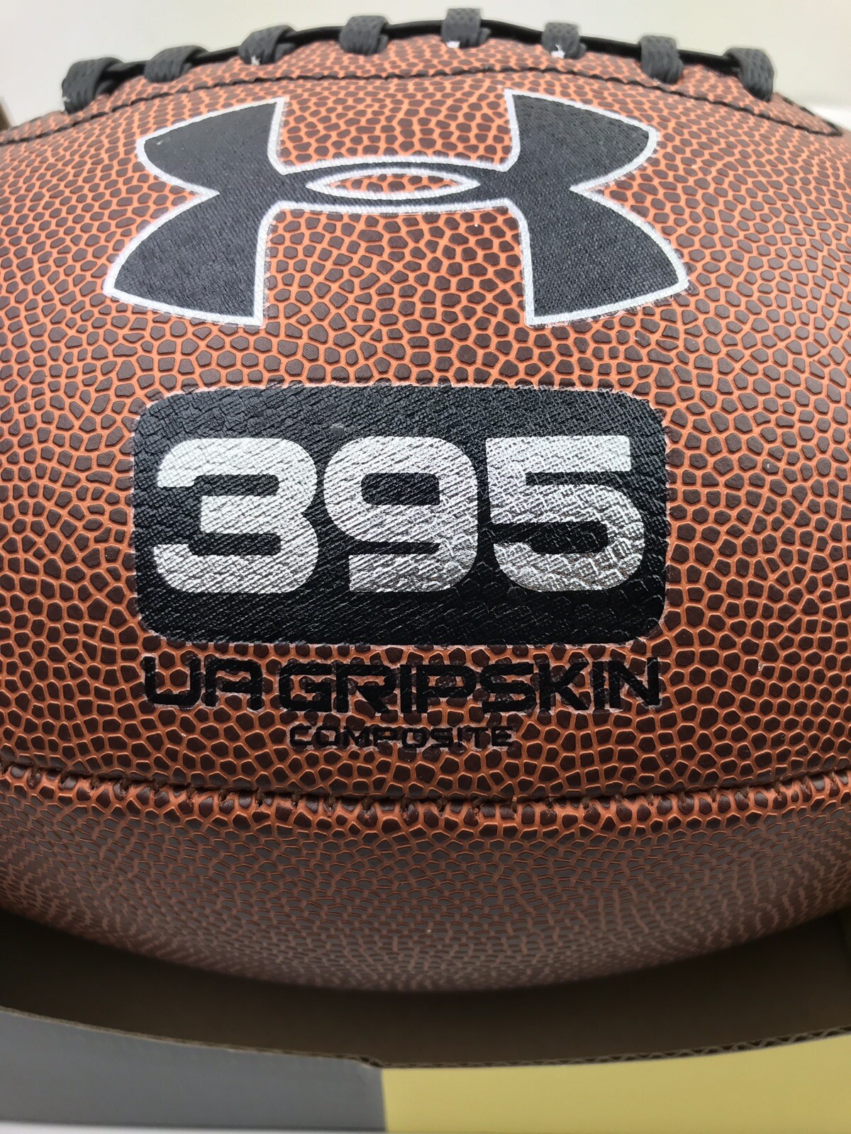 under armour 695 football