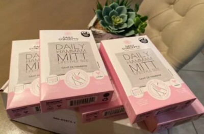 5 Daily Concepts Hammam Mitts as shown - new in box