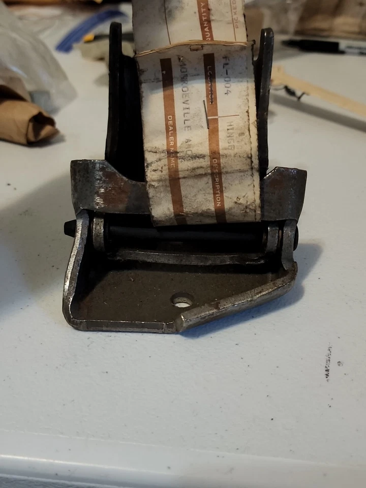 NUEVO 1976-1979 BISAGRA MARCAPASOS AMC, PUERTA SUPERIOR DELANTERA IZQUIERDA MOTORES AMERICANOS P/N 3862271 Foto 2 de 4