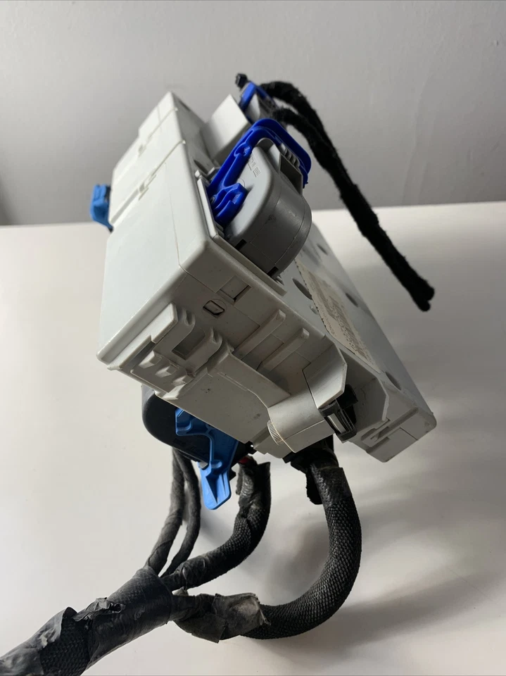 Chrysler 200 2016 carrocería módulo de control unidad caja de fusibles BCU OEM 68273253AC Foto 3 de 4