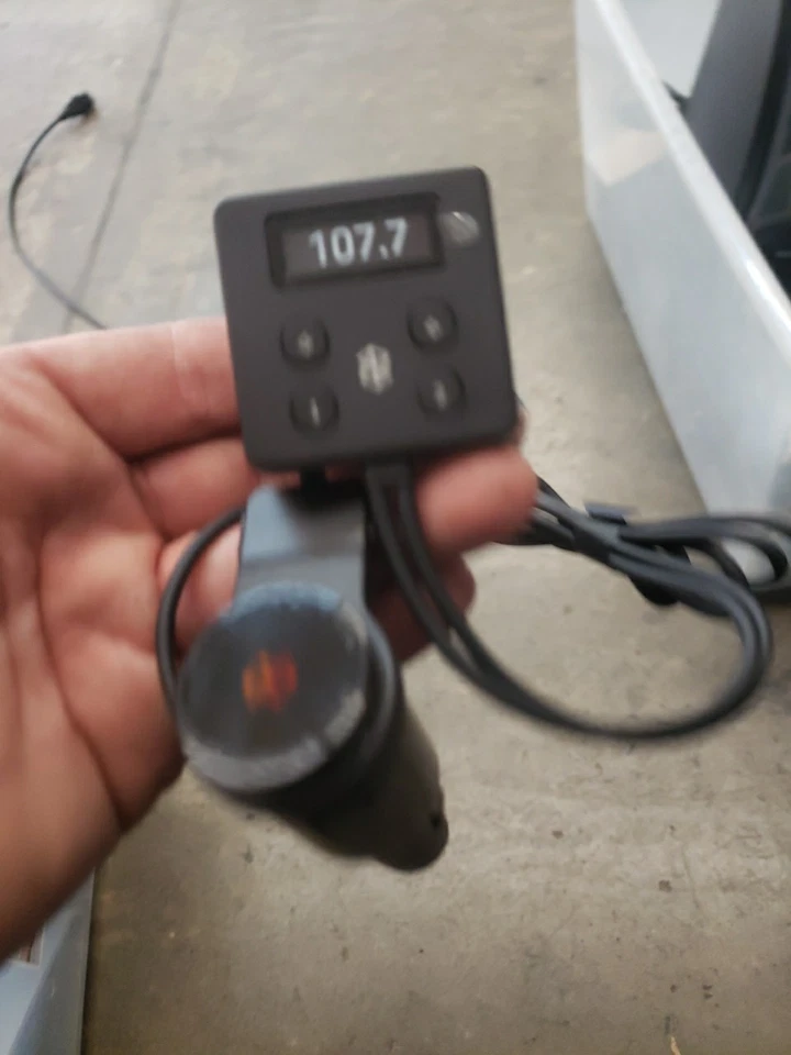 Microsoft Zune Car Pack H9A-00003 - New - Image 3 of 4