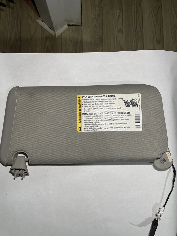 Pontiac G6 Malibu 2005-2010 parasol gris pasajero derecho pantalla OEM con luces Foto 3 de 4