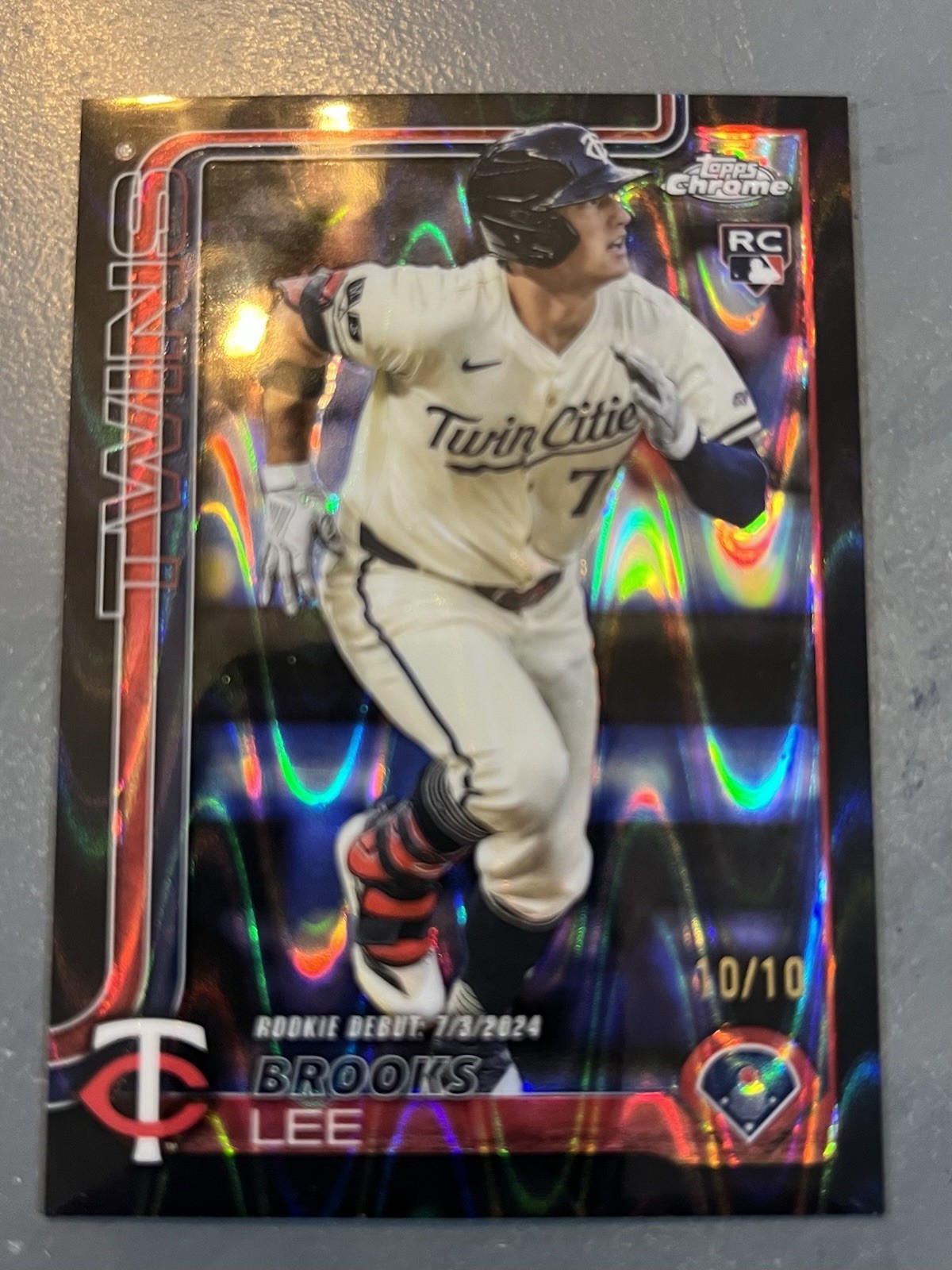 2025 Topps Chrome Update Brooks Lee USC6 Black Raywave Refractor/10