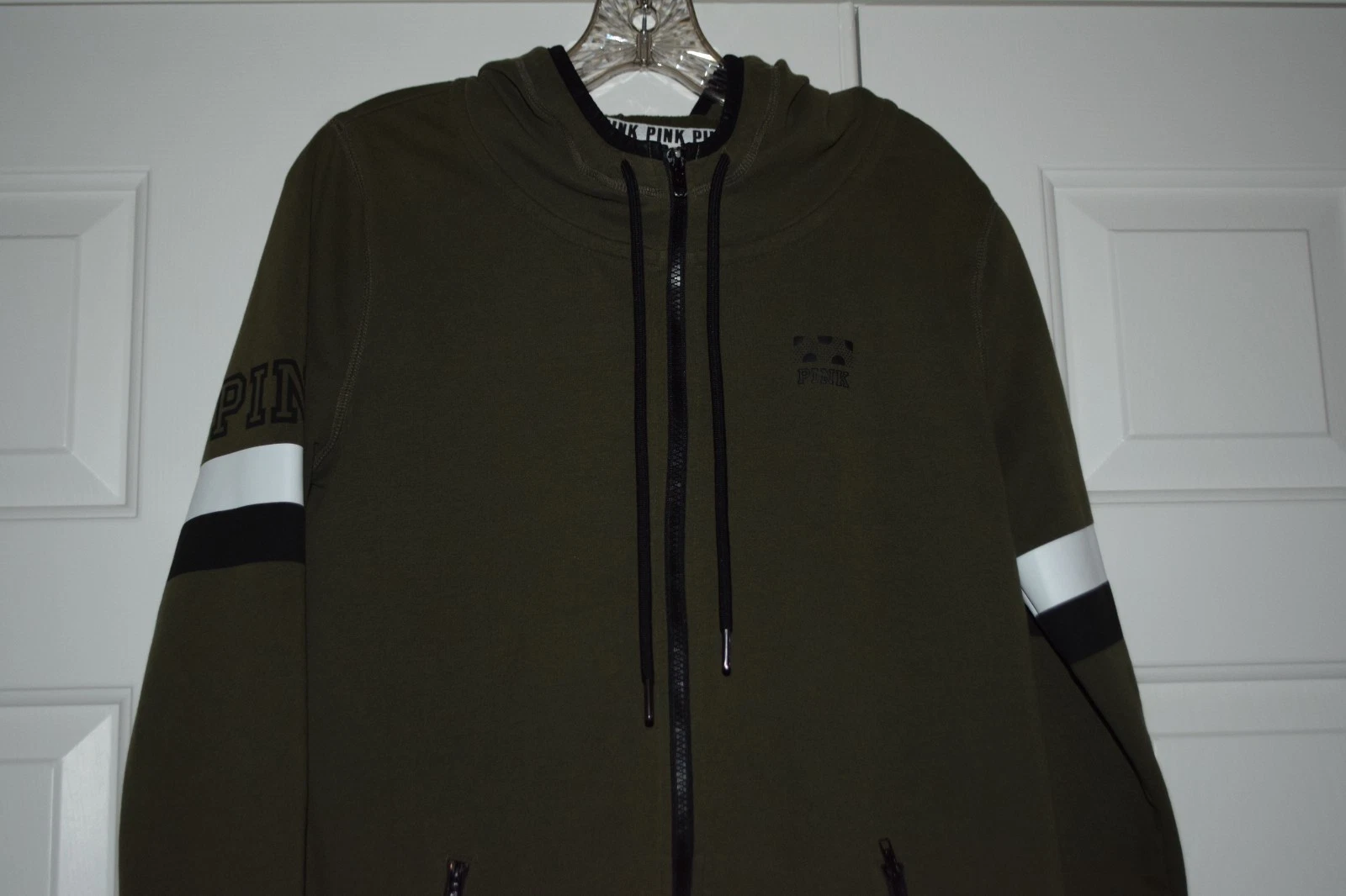 UNDERCOVER Giacca con cappuccio Victoria's Secret ROSA taglia M verde oliva zip davanti