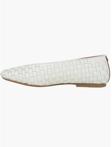 GENTLE SOULS - PLANO DE CUERO TEJIDO DE SAUCE por Kenneth Cole Talla 6M; orig. $179 - Imagen 10 de 14