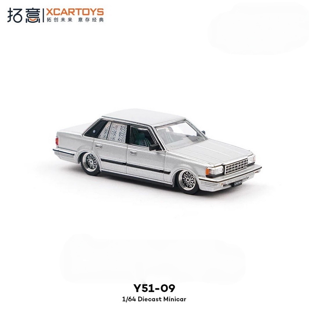 XCARTOYS 1/64 Scale Toyota CROWN Gen.7 CUSTOM Diecast Car Model